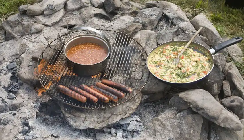 How to Use Campfire Cooking Kit
